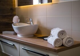 Kistucsok Etterem Food & Room