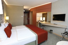 Ensana Thermal  Aqua Health Spa Hotel