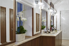 Hotel Botrytis