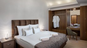 Hotel Botrytis
