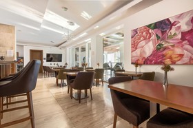 Hotel Botrytis