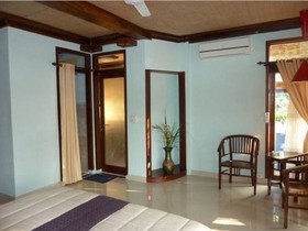 Amed Cafe Hotel