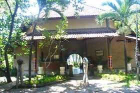 Hotel Uyah Amed & Spa Resort