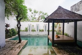 Queen Rose Villa & Spa