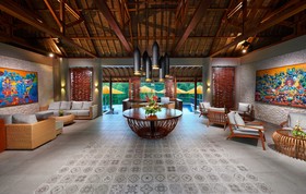 The Sterling Hotel & Villa's