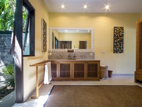 Villa Theo