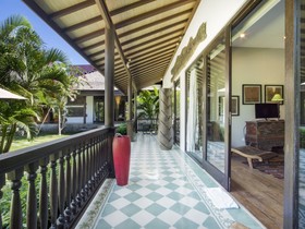 Villa Theo