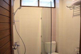 CLV Hotel & Villas