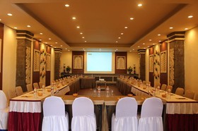 CLV Hotel & Villas
