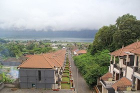 CLV Hotel & Villas