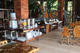 CLV Hotel & Villas