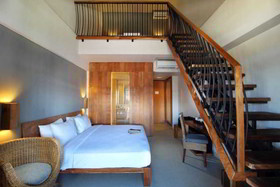 Oasis Beach Resort & Spa