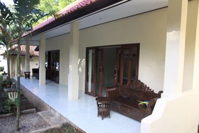 Rising Star Beach Resort Amed