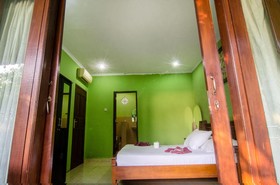 Rising Star Beach Resort Amed