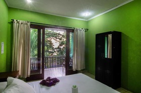 Rising Star Beach Resort Amed