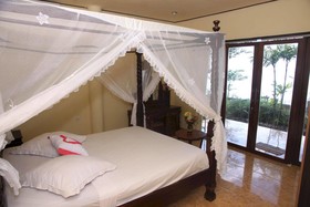 Rising Star Beach Resort Amed