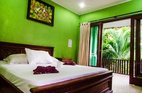 Rising Star Beach Resort Amed