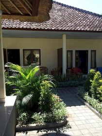 Star East Bungalows