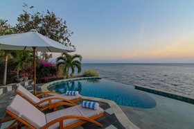 Villa Aquamarine