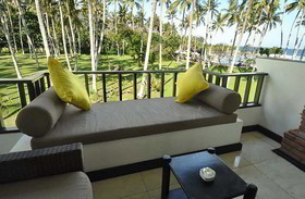 Candi Beach Resort & Spa
