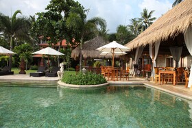 Sea Breeze Candidasa