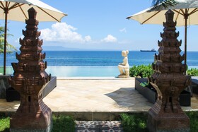 Sea Breeze Candidasa