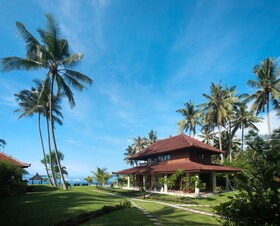 Sea Breeze Candidasa