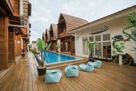Andi Beach House