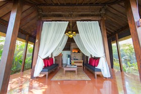 Anyar Sari Villa