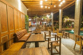 Anyar Sari Villa