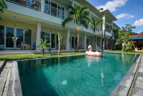 Asung Guest House And Villa