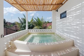 Avanoa Villa