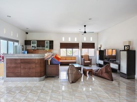 DD Living