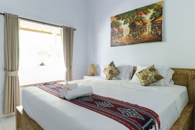 Cahya Guest House