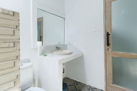 Cahya Guest House