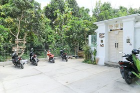 Cahya Guest House