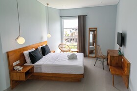 Coco & Pineapple Pants Hostel