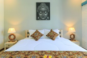 D-Anyar Stay And Surf Canggu