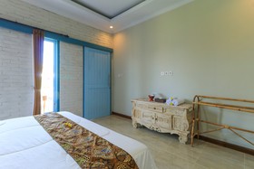 D-Anyar Stay And Surf Canggu