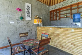 D-Anyar Stay And Surf Canggu