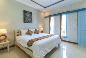 D-Anyar Stay And Surf Canggu