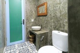 D-Anyar Stay And Surf Canggu