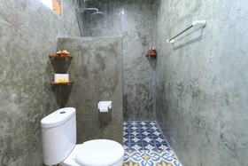 D-Anyar Stay And Surf Canggu