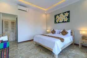 D-Anyar Stay And Surf Canggu