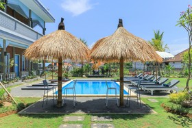 D-Anyar Stay And Surf Canggu