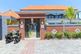 D-Anyar Stay And Surf Canggu