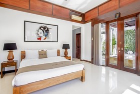 Finns Beach Villa Canggu