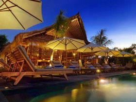 Flower Bud Bungalow