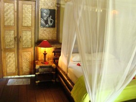 Flower Bud Bungalow