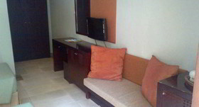 Fourteen Roses Beach Hotel